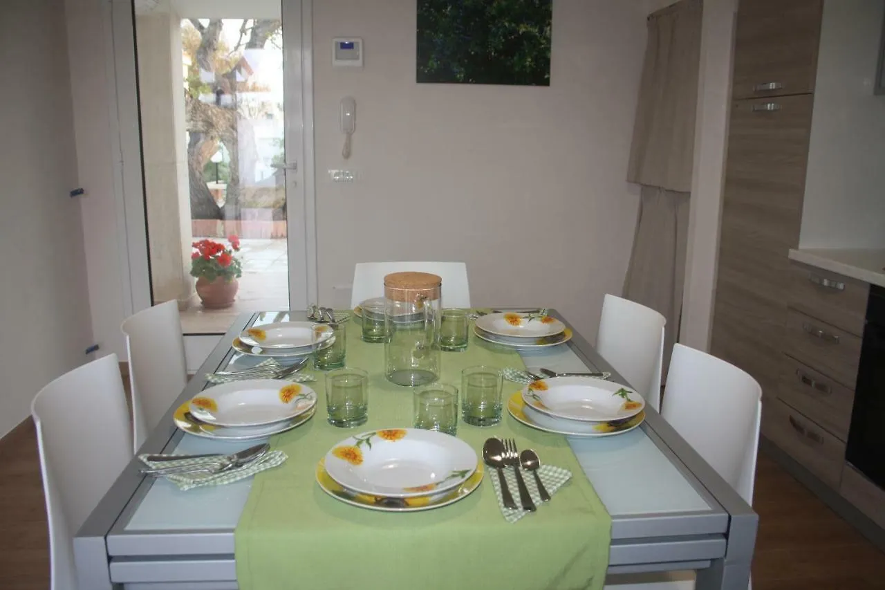 Villa Pietro Ispica 0*,  Italy